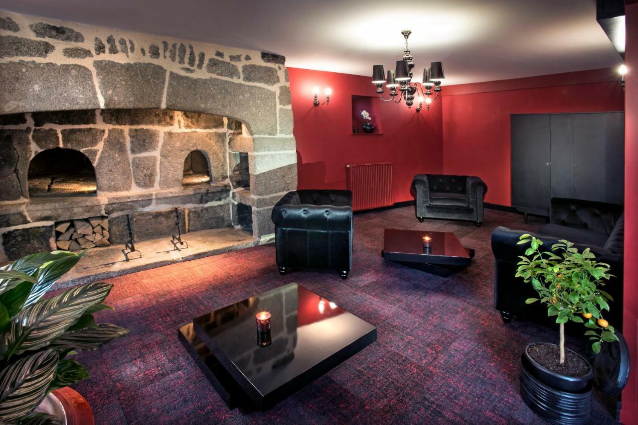 Une Parenthese En Aubrac Hotel Brion  Exterior foto