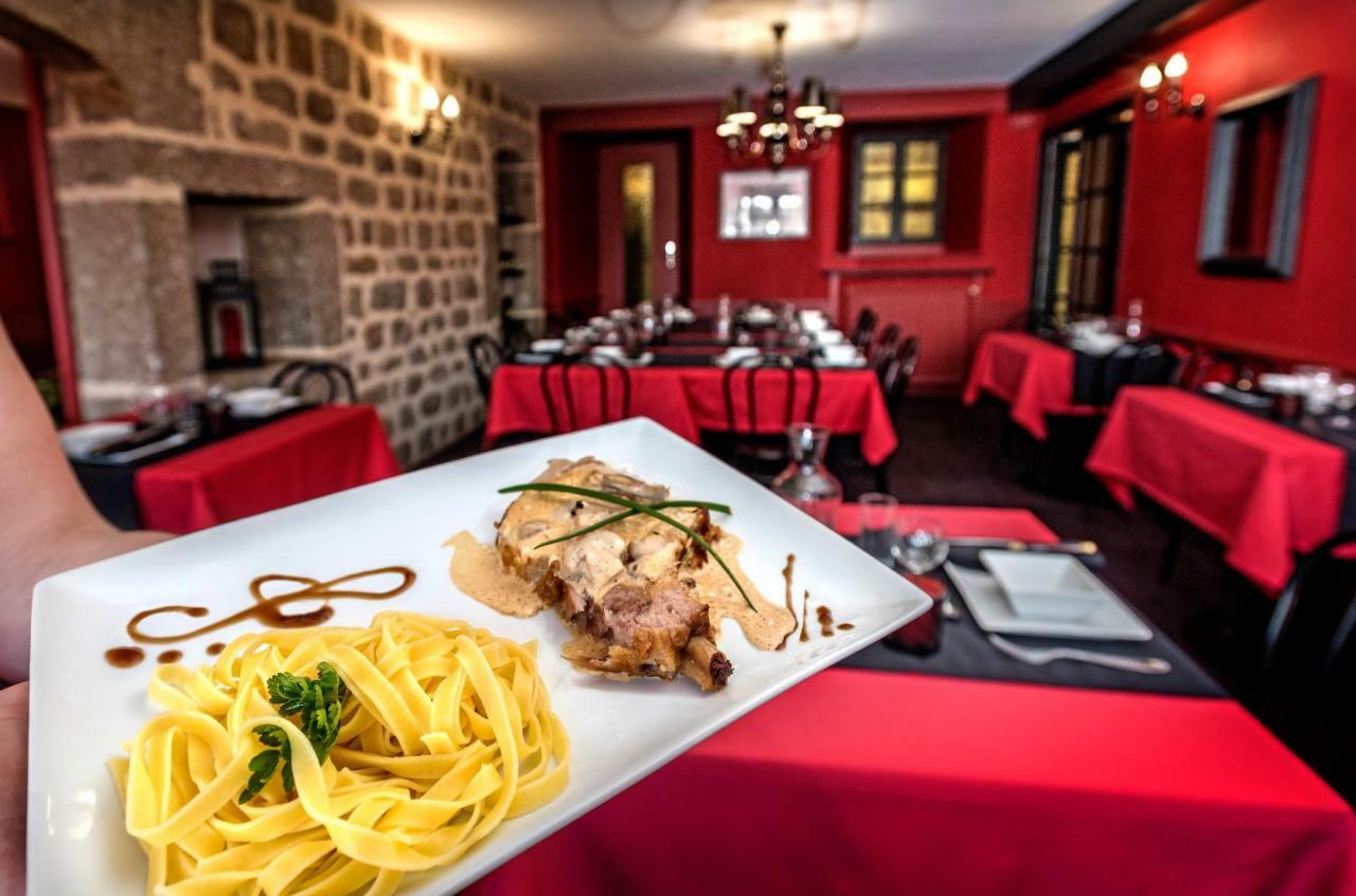 Une Parenthese En Aubrac Hotel Brion  Exterior foto