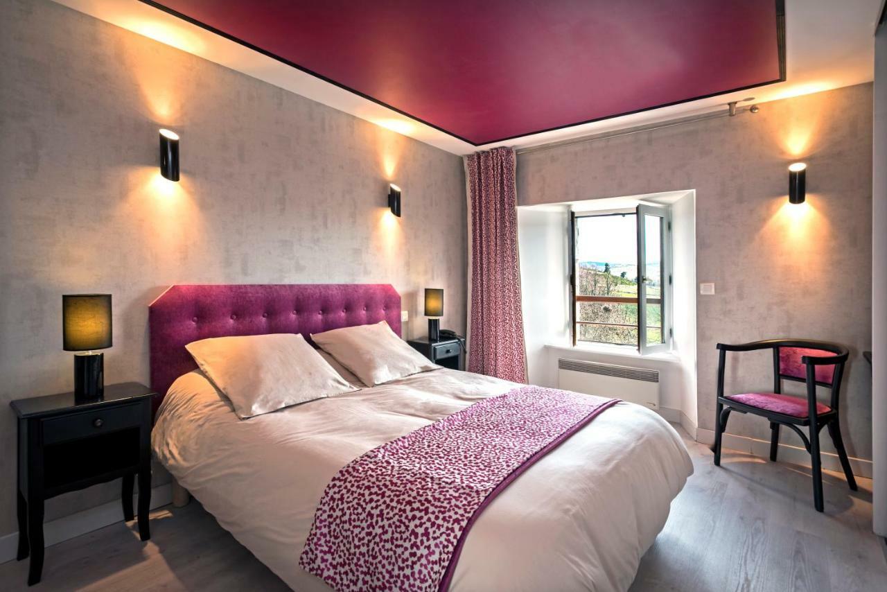 Une Parenthese En Aubrac Hotel Brion  Exterior foto